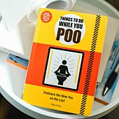 Things To Do While You Poo boek