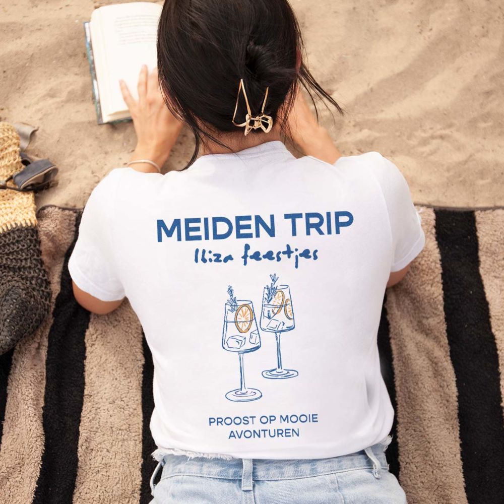 Gepersonaliseerd t-shirt met vakantie illustratie