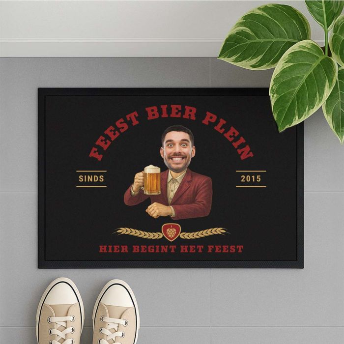 Gepersonaliseerde deurmat met logo en gezicht